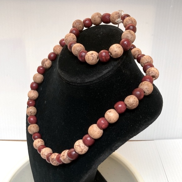 Cork and Wood Beaded Stretchy Necklace and Bracelet Cranberry Red and Cork Set - Picture 3 of 9